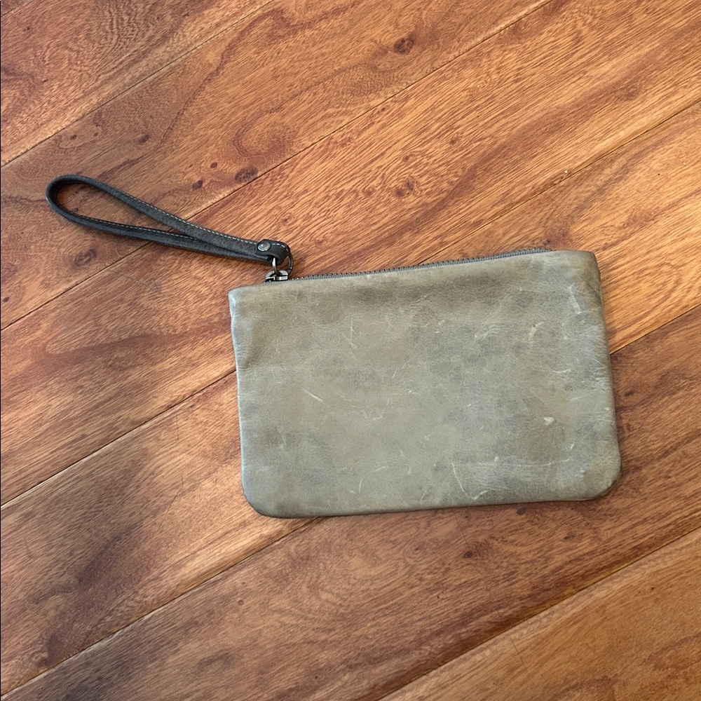 Rough & Tumble Cash Pack Wristlet in Sea Foam/Pine